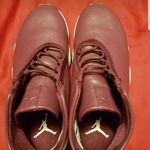 Jordan womens future bordeux. - Picture 4 of 4